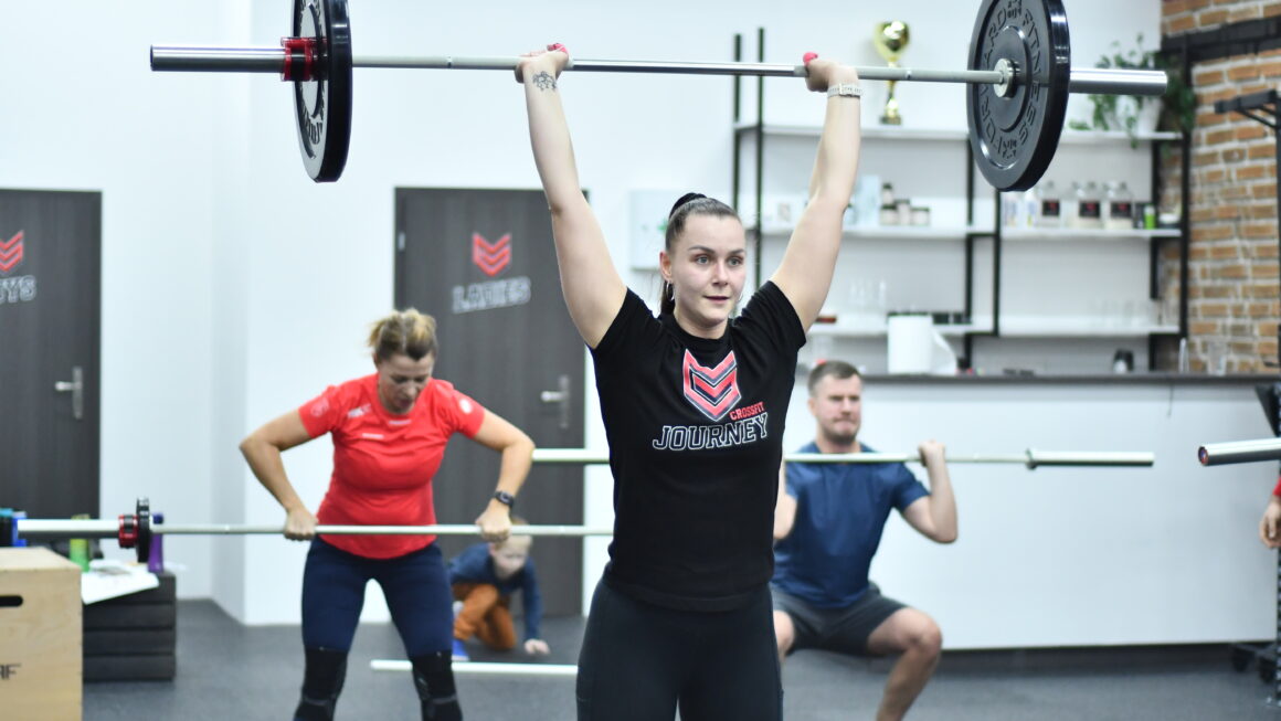 CrossFit alebo fitness pri chudnutí? Ktoré cvičenie je účinnejšie?